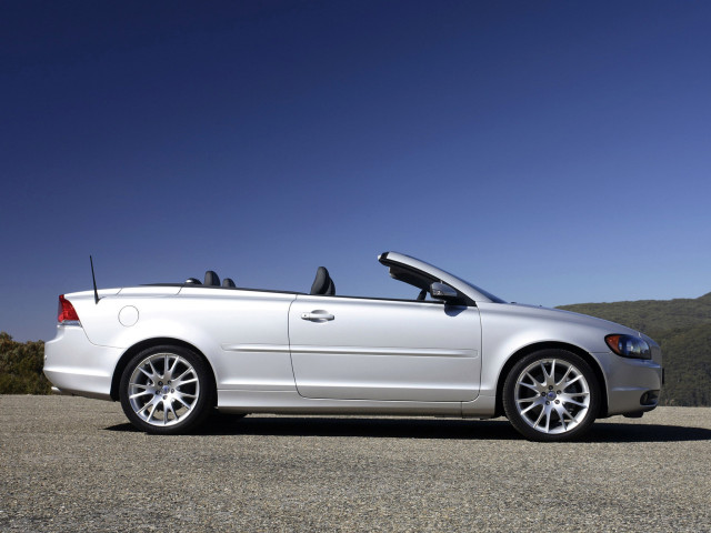 Volvo C70 фото