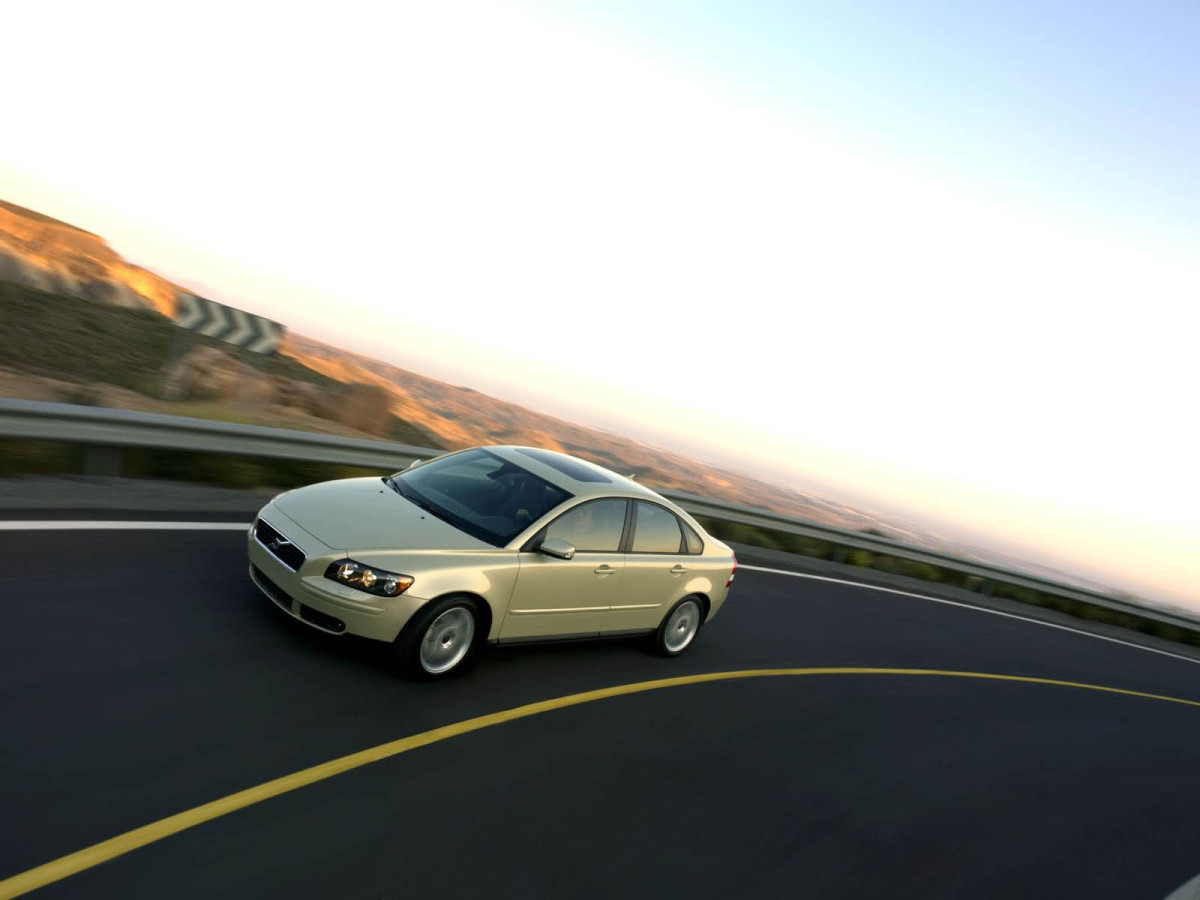 Volvo S40 фото 16828