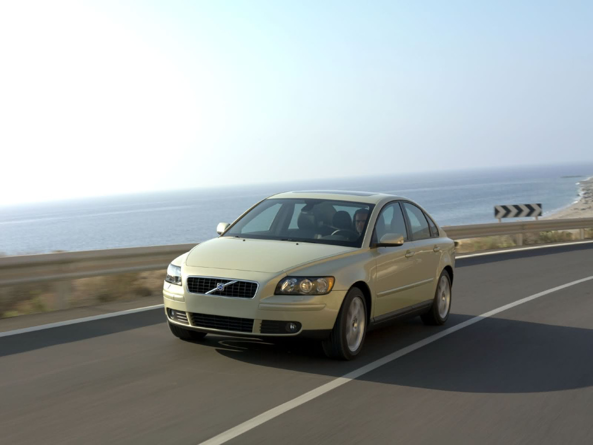 Volvo S40 фото 16830