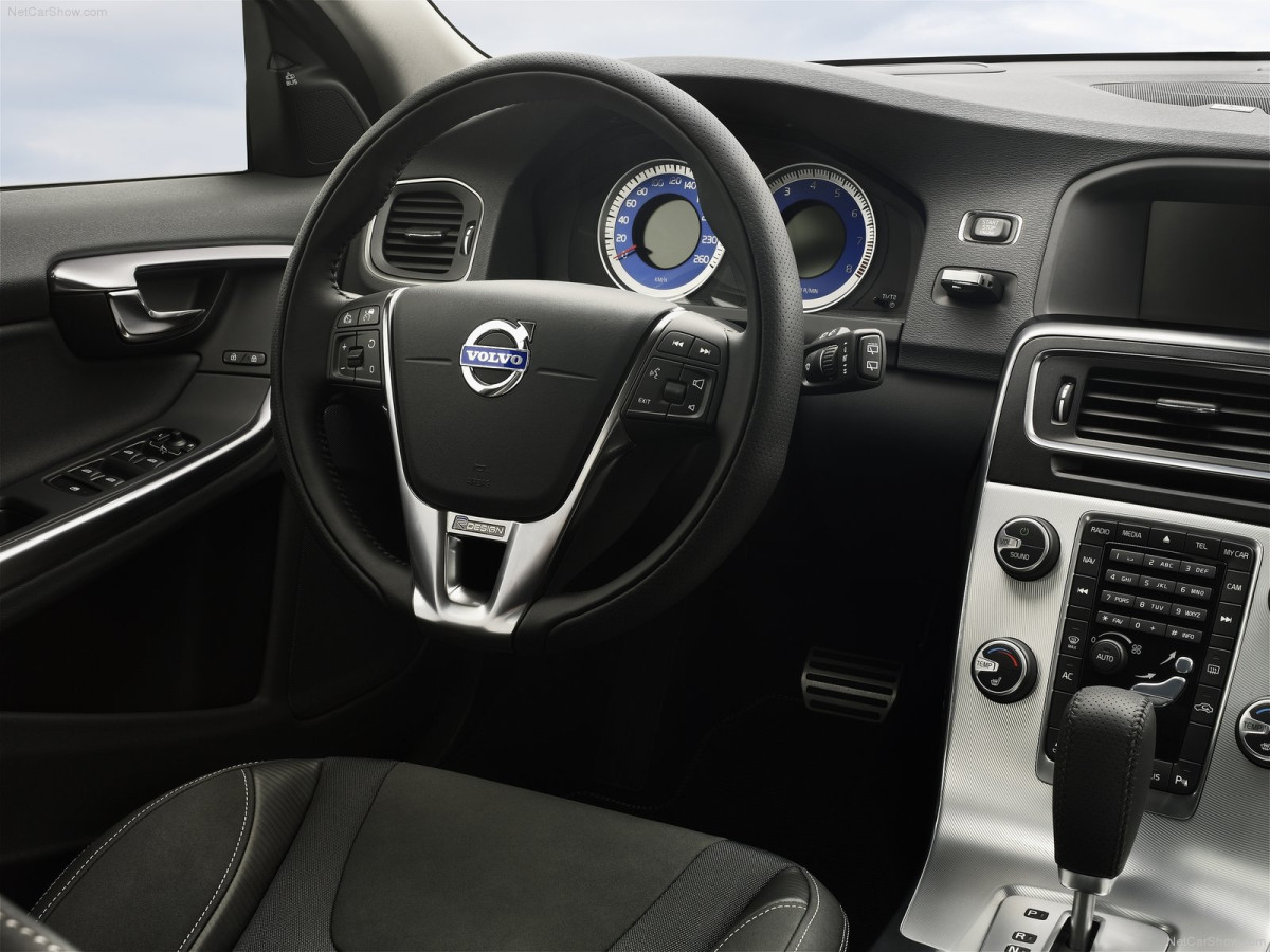 Volvo S60 R-Design фото 78646