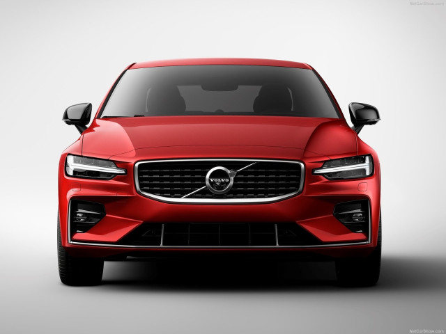 Volvo S60 фото