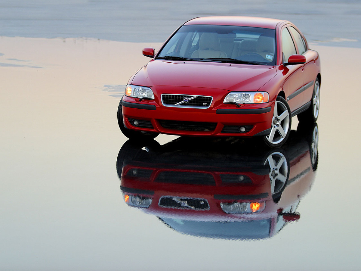 Volvo S60R фото 18003