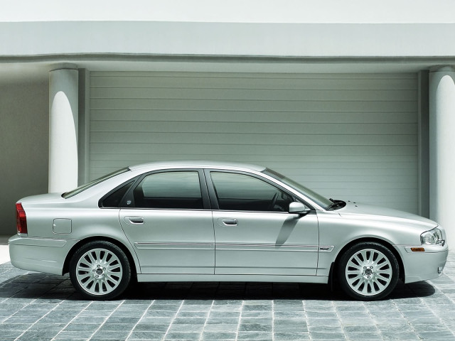 Volvo S80 фото