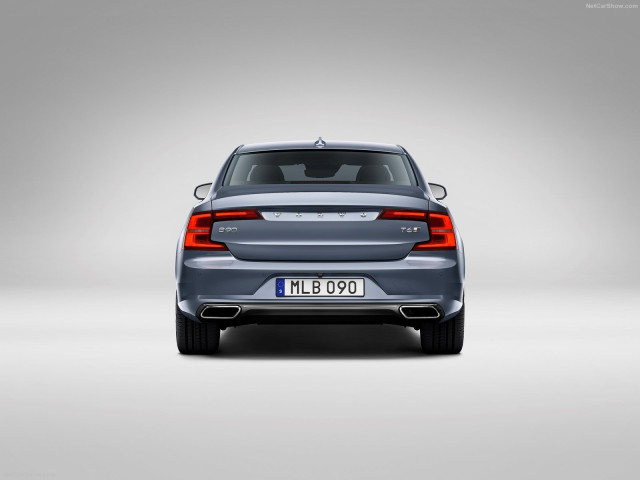 Volvo S90 фото