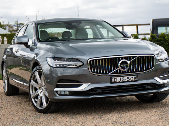 Volvo S90 фото