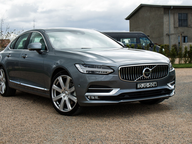 Volvo S90 фото