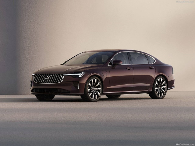 Volvo S90 фото