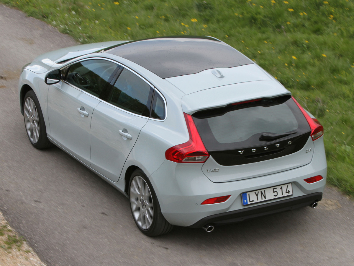 Volvo V40 фото 100394