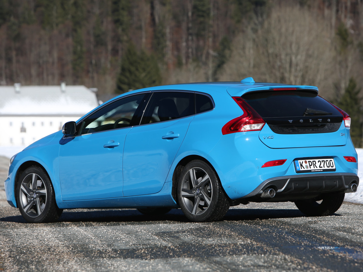 Volvo V40 фото 102600