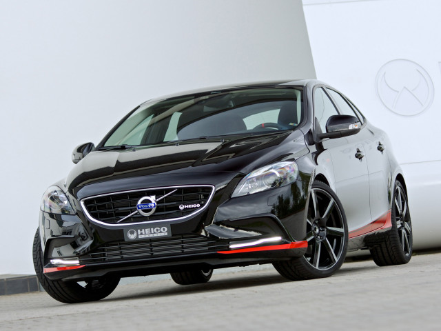 Volvo V40 фото