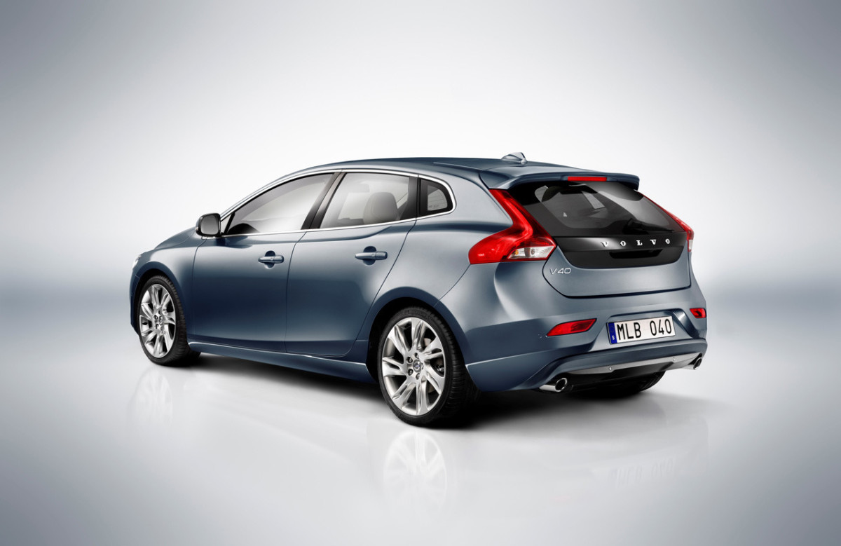 Volvo V40 фото 108703