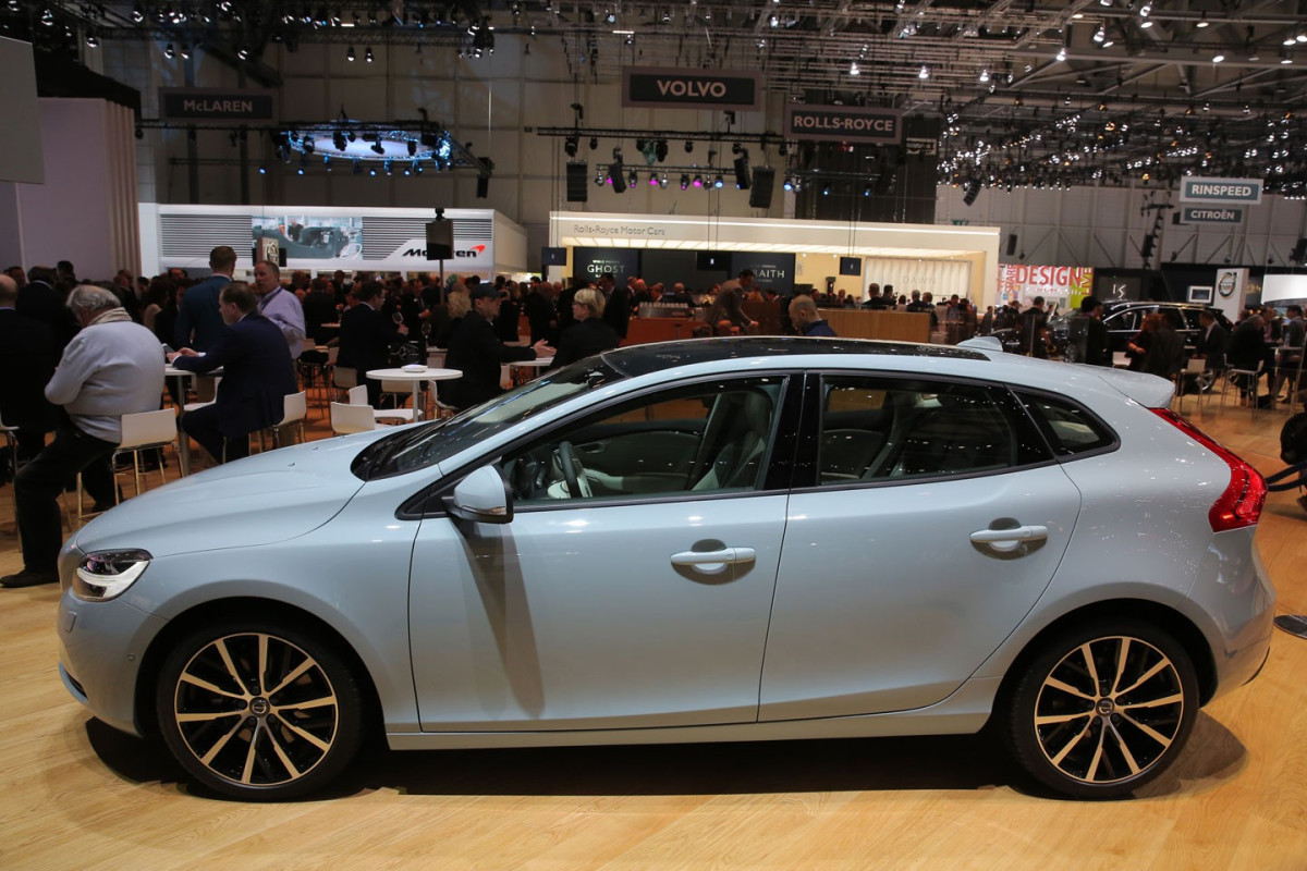 Volvo V40 фото 168801