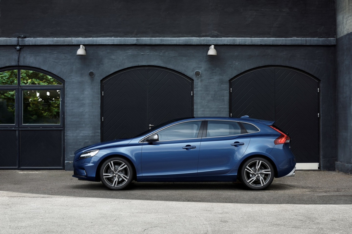 Volvo V40 фото 168838