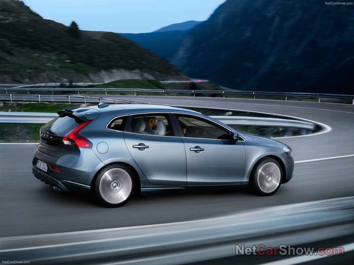 Volvo V40 фото 92446