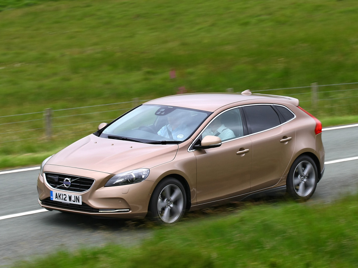 Volvo V40 фото 97842