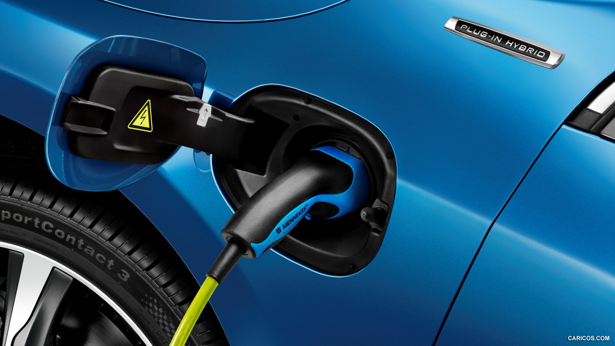 Volvo V60 Plug-in Hybrid R-Design фото 131856