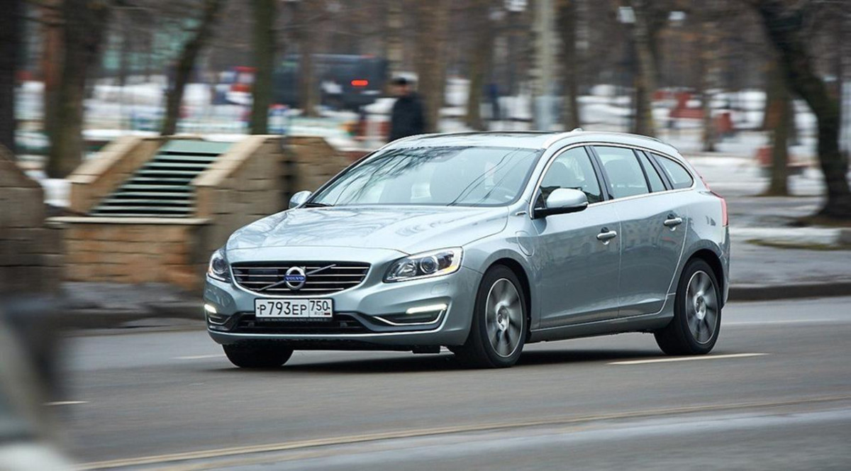 Volvo V60 Plug-in Hybrid фото 160463