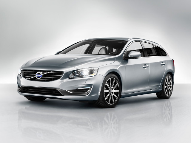 Volvo V60 фото