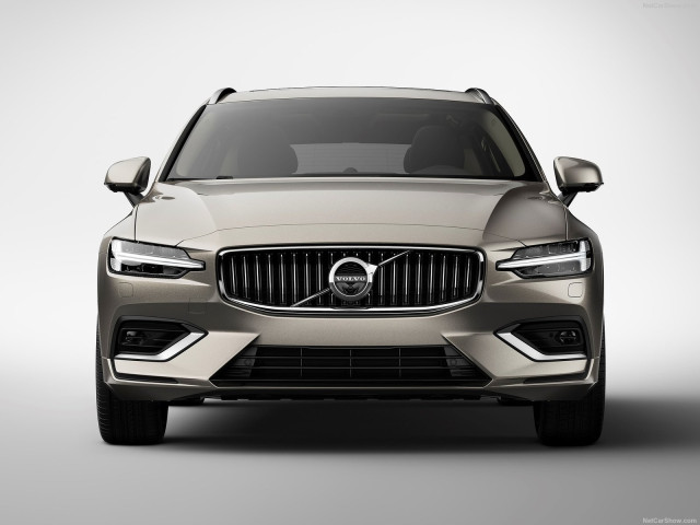 Volvo V60 фото