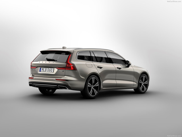 Volvo V60 фото