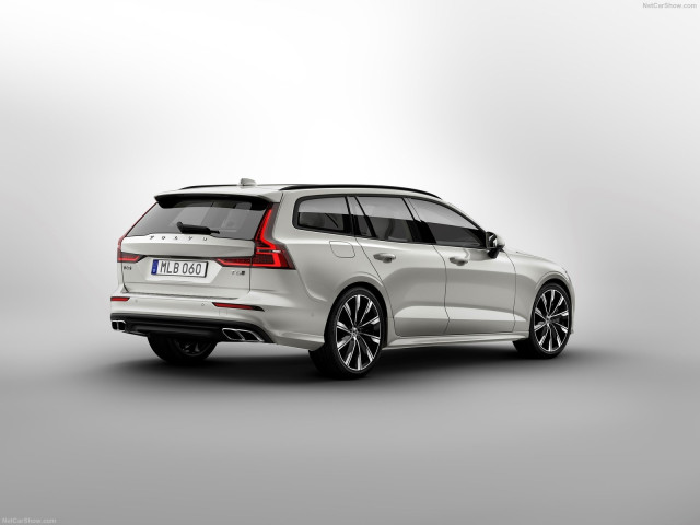 Volvo V60 фото