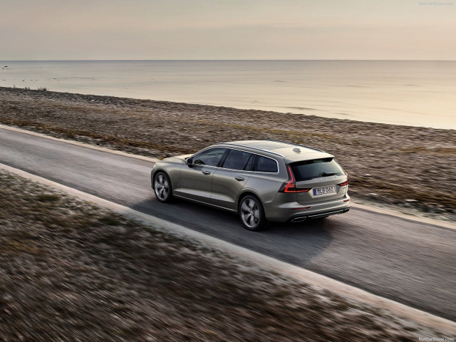 Volvo V60 фото