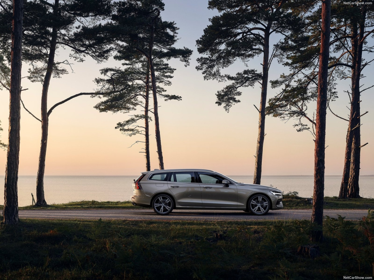 Volvo V60 фото 193356