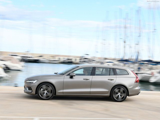 Volvo V60 фото