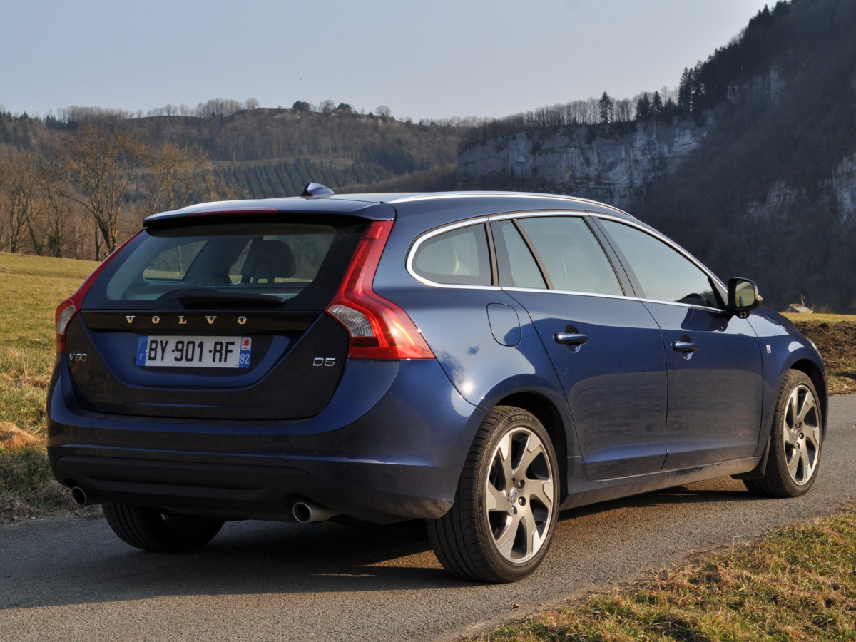 Volvo V60 фото 93314