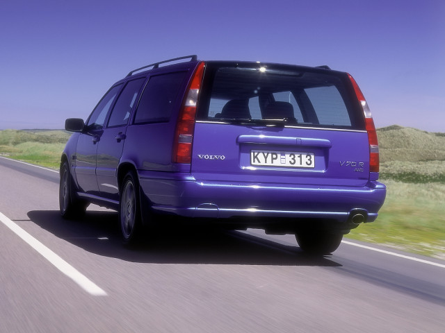 Volvo V70 фото