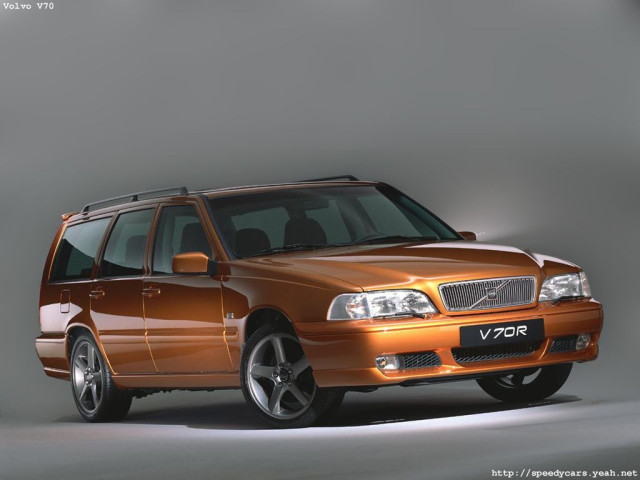 Volvo V70 фото