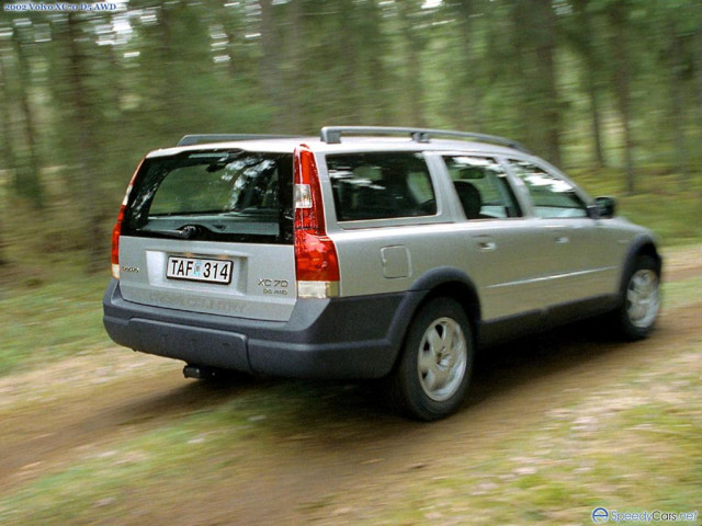 Volvo V70 фото