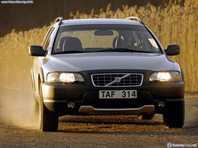 Volvo V70 фото