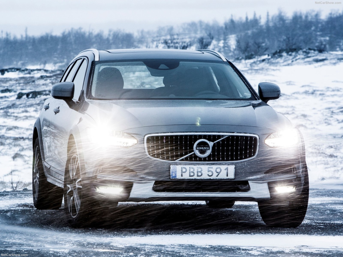 Volvo V90 Cross Country фото 190034