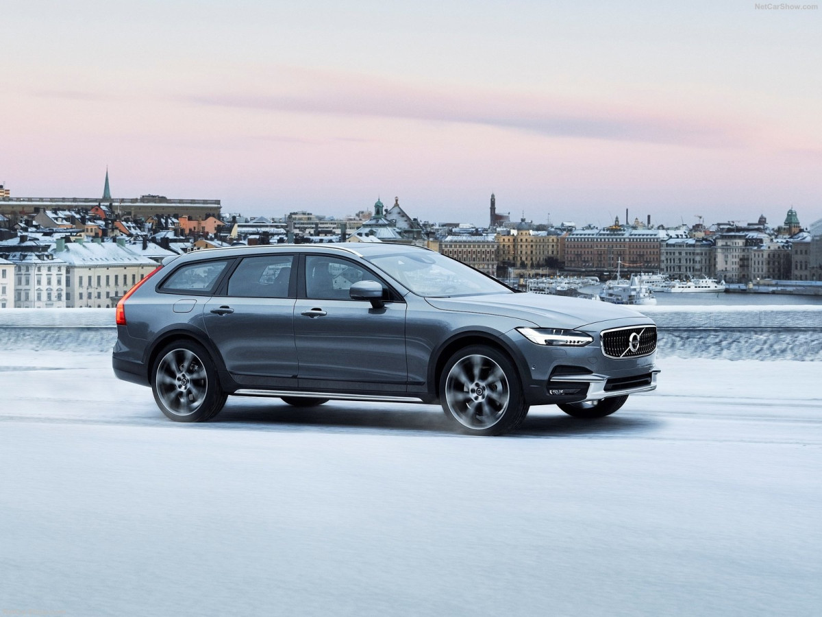 Volvo V90 Cross Country фото 190037