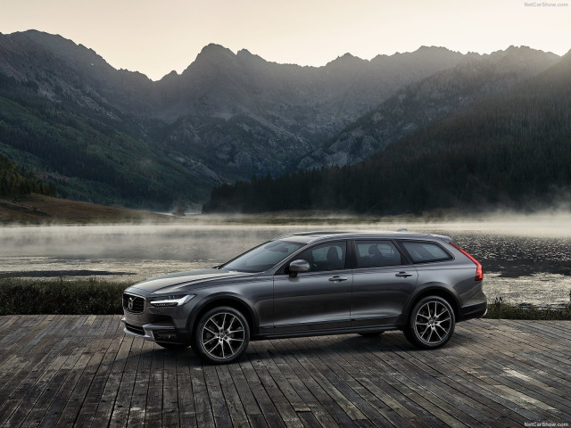 Volvo V90 Cross Country фото