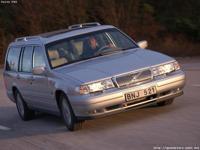 Volvo V90 фото