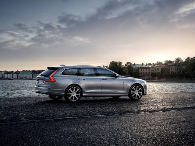 Volvo V90 фото