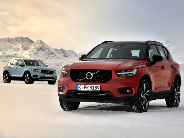 Volvo XC40 фото