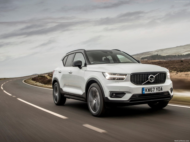 Volvo XC40 фото