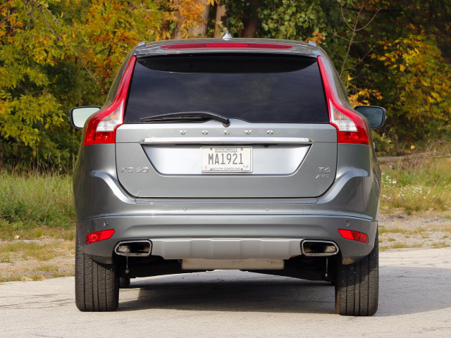 Volvo XC60 фото