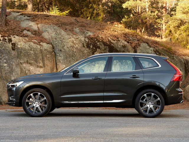 Volvo XC60 фото