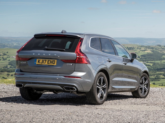 Volvo XC60 фото