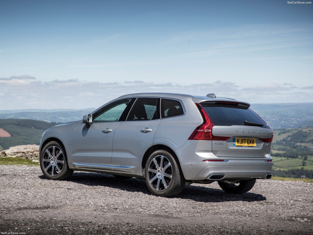 Volvo XC60 фото