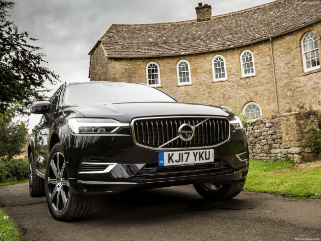 Volvo XC60 фото