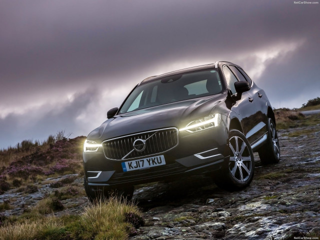 Volvo XC60 фото