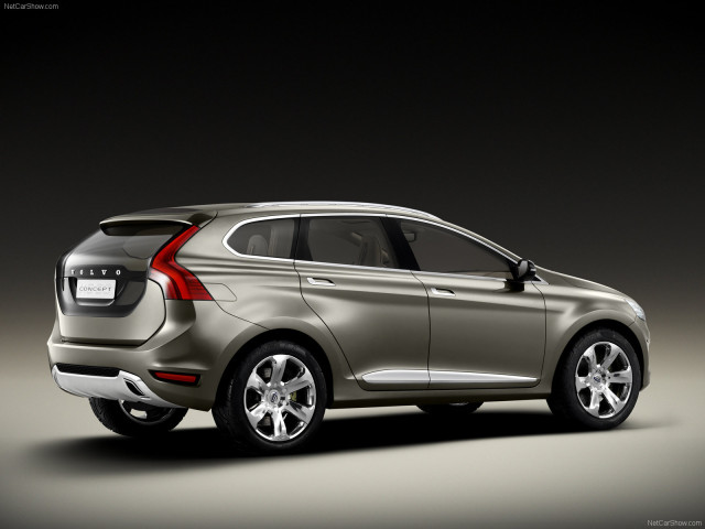 Volvo XC60 фото