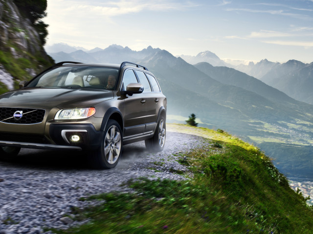 Volvo XC70 фото