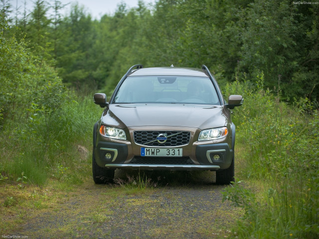 Volvo XC70 фото