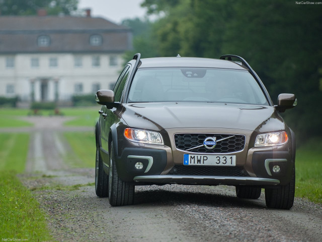 Volvo XC70 фото